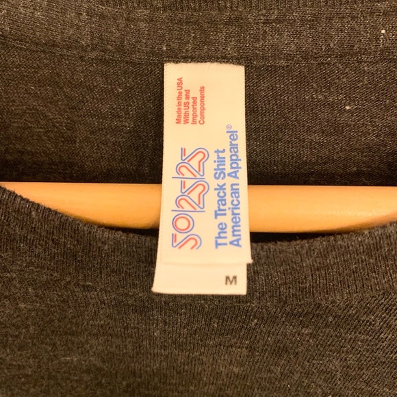 TORONTO YYZ T-SHIRT GREAT CONDITION - Picture 3 of 3